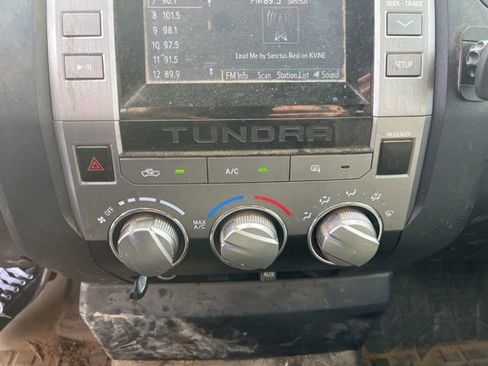 Used 2017 Toyota Tundra SR image 21