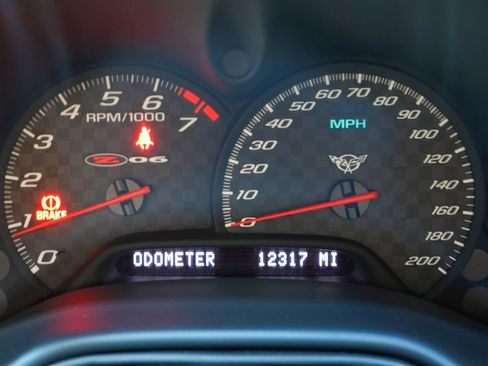 Used 2002 Chevrolet Corvette Z06 w/ Memory Pkg RWD image 47
