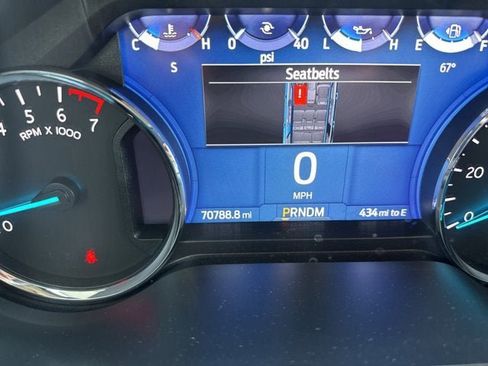 Used 2023 Ford Expedition Max XLT image 15