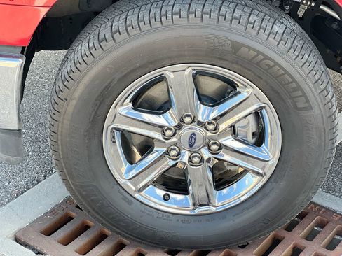 Used 2024 Ford F150 XLT w/ Equipment Group 302A MID image 11