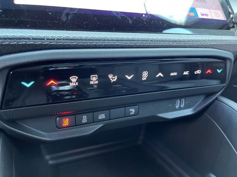 New 2026 Jeep Cherokee Laredo AWD/4WD image 32