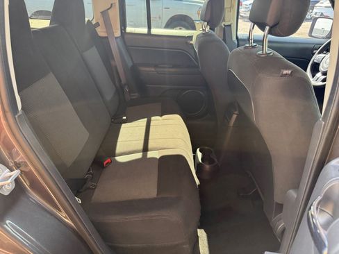 Used 2017 Jeep Patriot Sport w/ Power Value Group FWD image 31