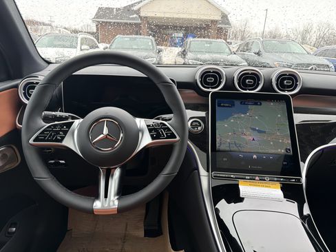 New 2026 Mercedes-Benz GLC 300 4MATIC image 12