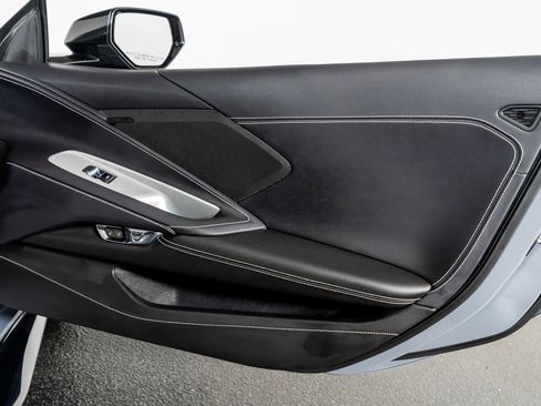 Used 2025 Chevrolet Corvette Z06 image 46