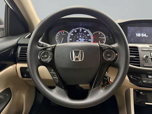 Used 2017 Honda Accord LX image 15
