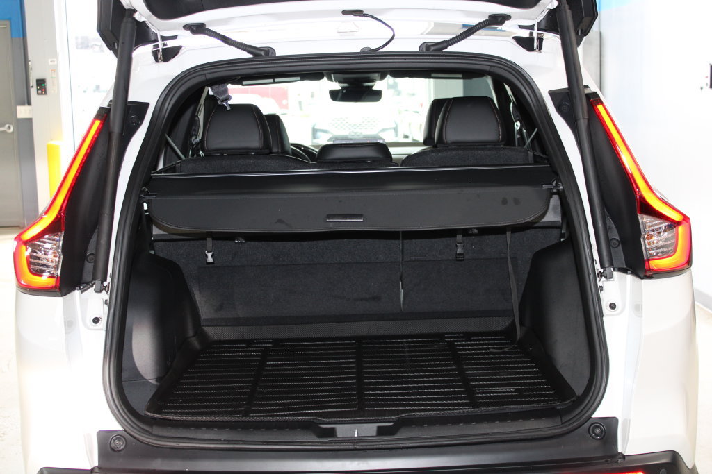 Used 2025 Honda CR-V Sport Touring image 31