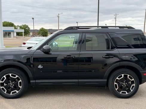 Used 2023 Ford Bronco Sport Outer Banks image 12