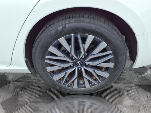 Certified 2025 Nissan Altima 2.5 SV FWD image 21