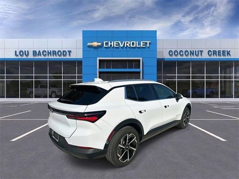 New 2026 Chevrolet Equinox EV LT image 8