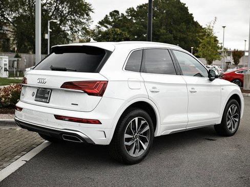 Certified 2024 Audi Q5 2.0T Premium w/ Convenience Package image 7