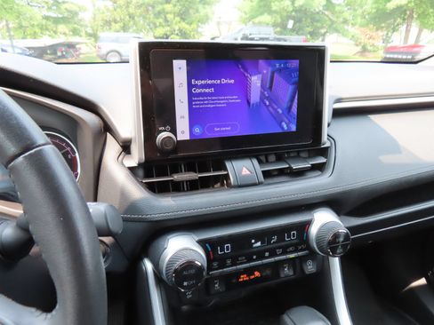 Used 2024 Toyota RAV4 XLE w/ Weather Package AWD/4WD image 20