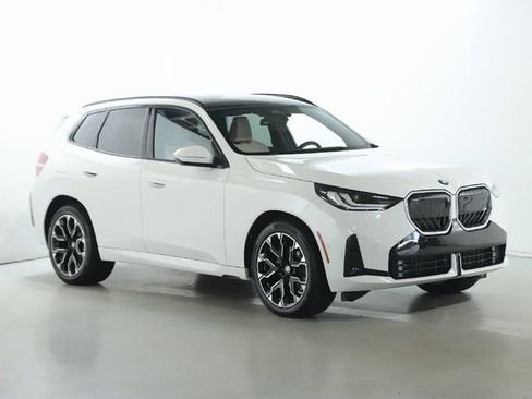 Used 2026 BMW X3 xDrive30i w/ Premium Package AWD/4WD image 11