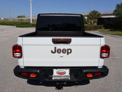 Used 2023 Jeep Gladiator Mojave w/ Trailer Tow Package image 10