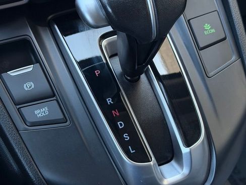 Used 2018 Honda CR-V Touring image 40