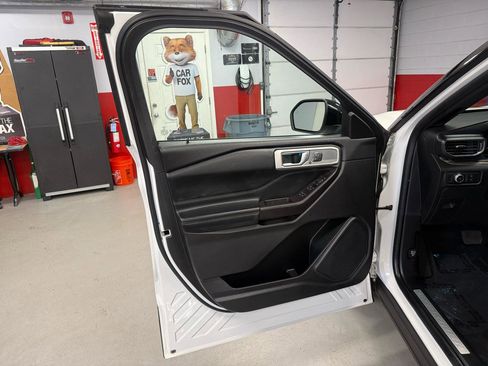 Used 2020 Ford Explorer Limited w/ Class III Trailer Tow Package image 28