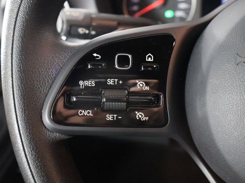 Used 2024 Mercedes-Benz Sprinter 2500 image 30