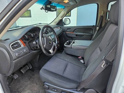 Used 2014 Chevrolet Suburban LS AWD/4WD image 5