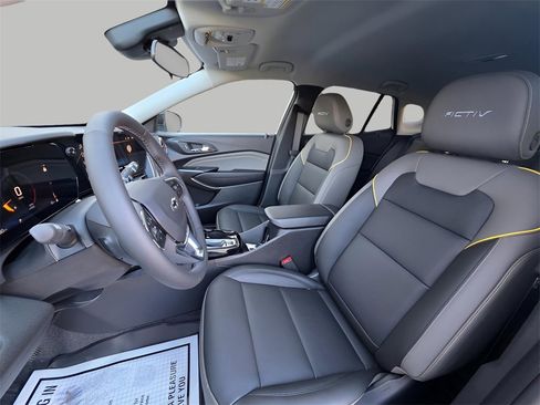 New 2026 Chevrolet Trax ACTIV image 18