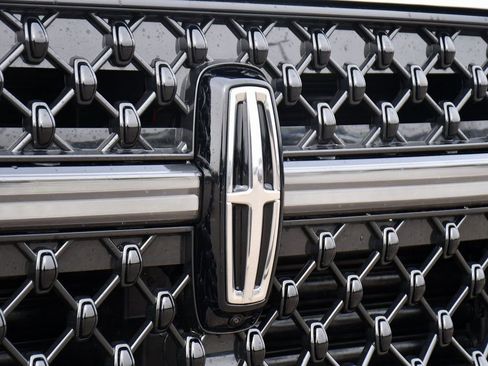 New 2026 Lincoln Navigator Reserve w/ Jet Appearance Package image 43