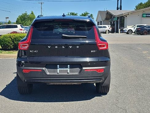 Used 2023 Volvo XC40 B5 Plus w/ Protection Package Premier AWD/4WD image 14