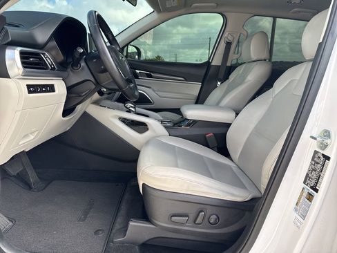 Used 2022 Kia Telluride S FWD image 6