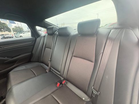 Used 2022 Honda Accord Sport image 9