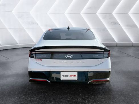 Used 2024 Hyundai Sonata Limited image 5