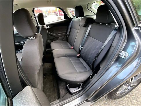 Used 2016 Ford Focus SE image 20