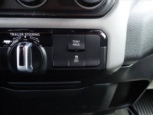 Used 2022 RAM 1500 Big Horn w/ Trailer Tow Group AWD/4WD image 19