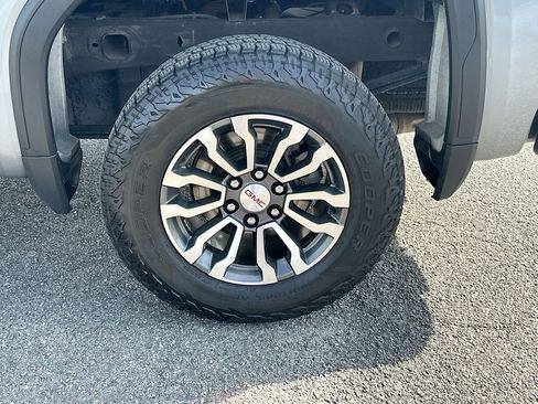 Used 2021 GMC Sierra 1500 AT4 w/ AT4 Premium Package image 24