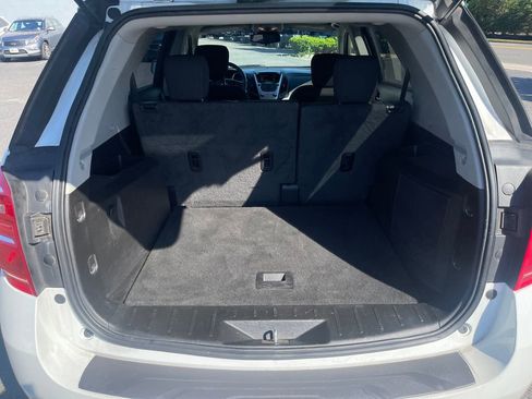 Used 2017 Chevrolet Equinox LS FWD image 17