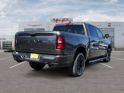 New 2026 RAM 1500 Express AWD/4WD image 5