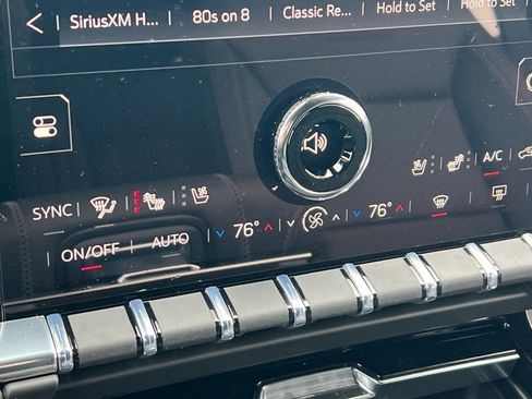 New 2026 GMC Yukon XL Denali AWD/4WD image 19