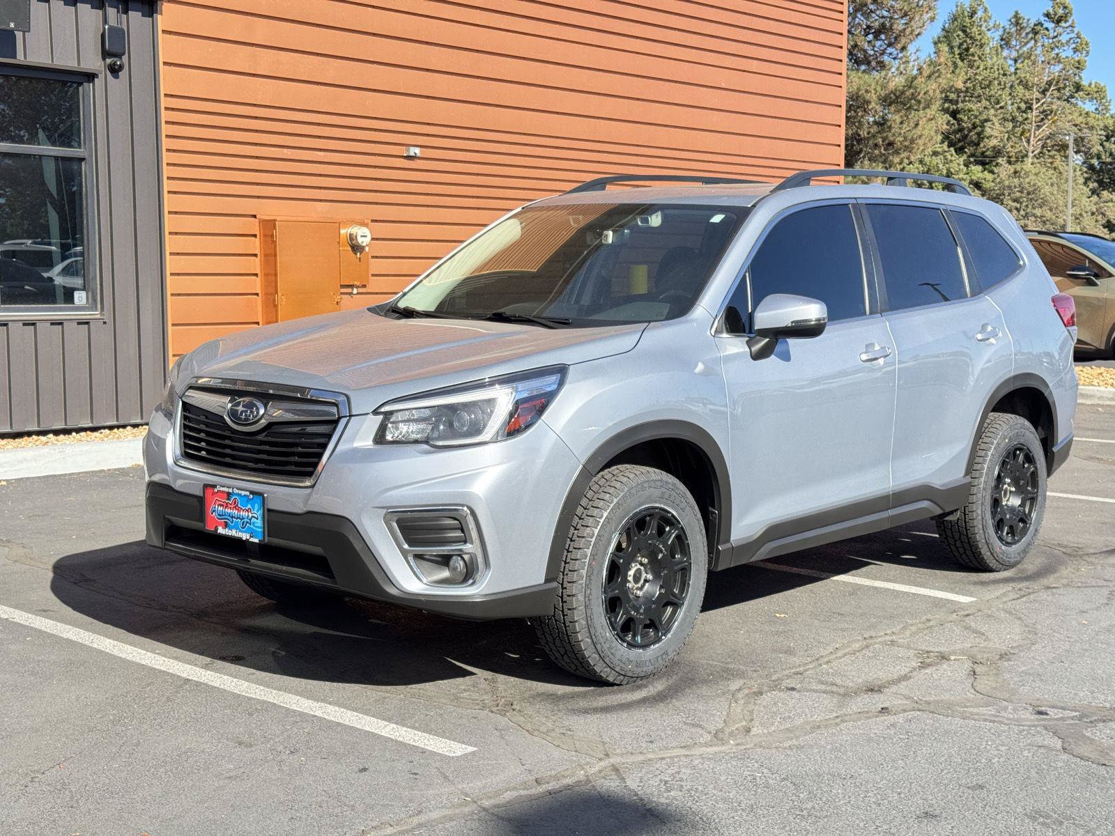 Used 2021 Subaru Forester Limited AWD/4WD image 1