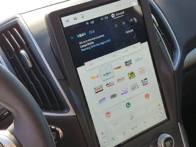 Used 2024 Ford Edge SEL w/ Convenience Package AWD/4WD image 16