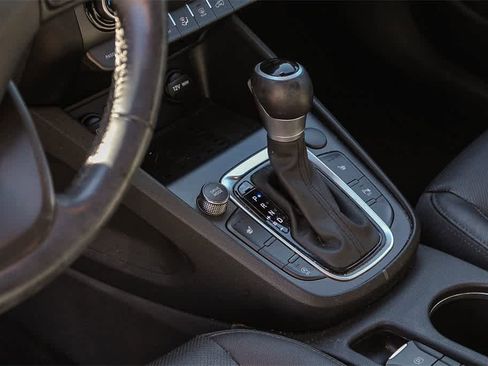 Certified 2022 Hyundai Kona Limited image 27