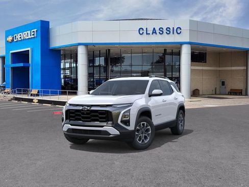 New 2026 Chevrolet Equinox ACTIV w/ Convenience Package III FWD image 8