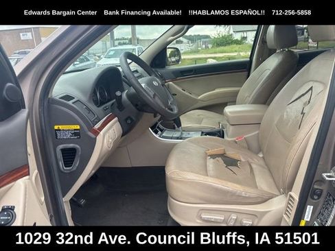 Used 2011 Hyundai Veracruz Limited AWD/4WD image 16