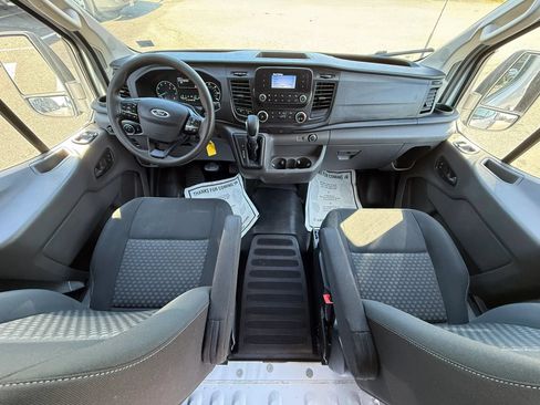 Used 2022 Ford Transit 150 Low Roof RWD image 6
