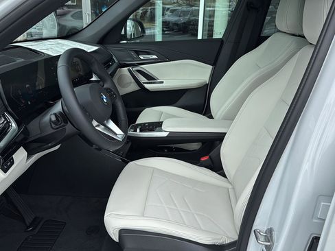 New 2026 BMW X1 xDrive28i w/ Technology Package image 8