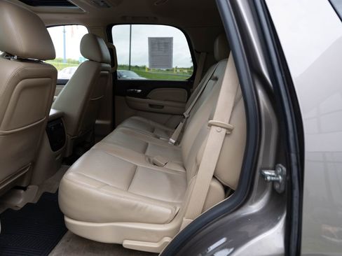 Used 2012 GMC Yukon Denali AWD/4WD image 32