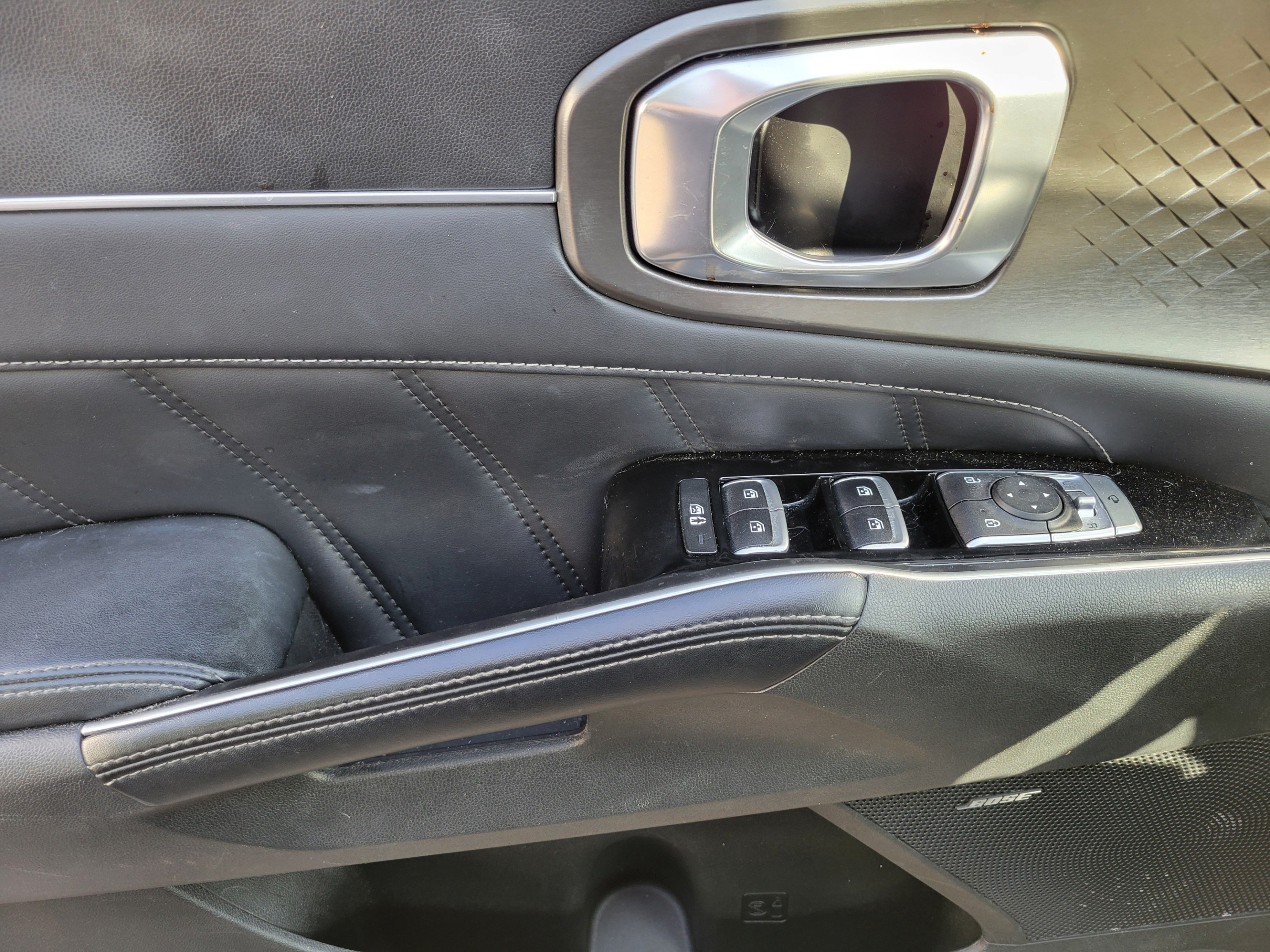 Used 2021 Kia Sorento SX FWD image 12