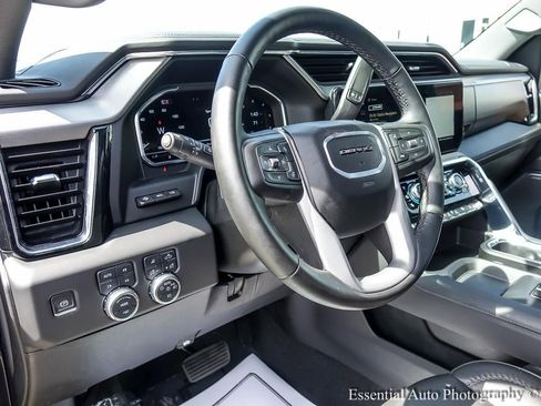 Used 2025 GMC Sierra 2500 Denali w/ Denali Reserve Package AWD/4WD image 12
