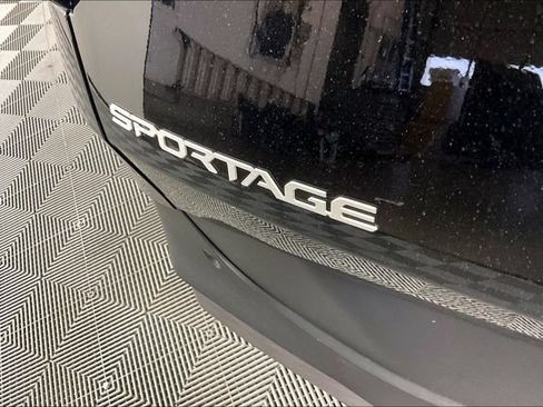 Certified 2026 Kia Sportage EX w/ EX Panorama Roof Package FWD image 23