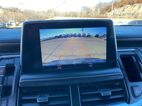 Used 2023 GMC Yukon XL AT4 image 22