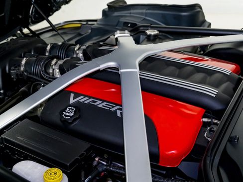 Used 2016 Dodge Viper GTC w/ ACR Package RWD image 42