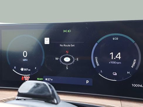 Used 2024 Hyundai Santa Fe Limited image 29