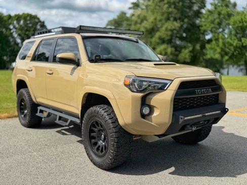 Used 2016 Toyota 4Runner TRD Pro AWD/4WD image 20