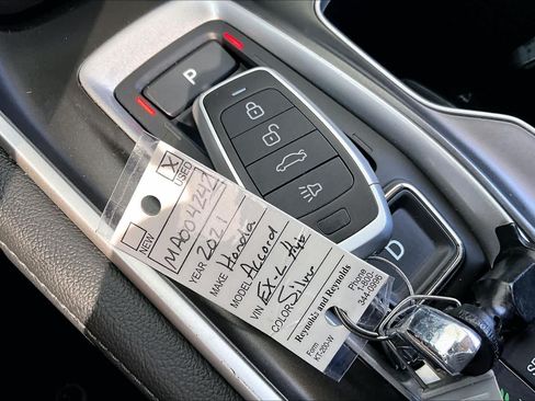 Certified 2021 Honda Accord EX-L image 15
