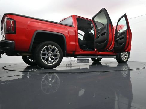 Used 2017 GMC Sierra 1500 SLT w/ SLT Premium Package AWD/4WD image 29